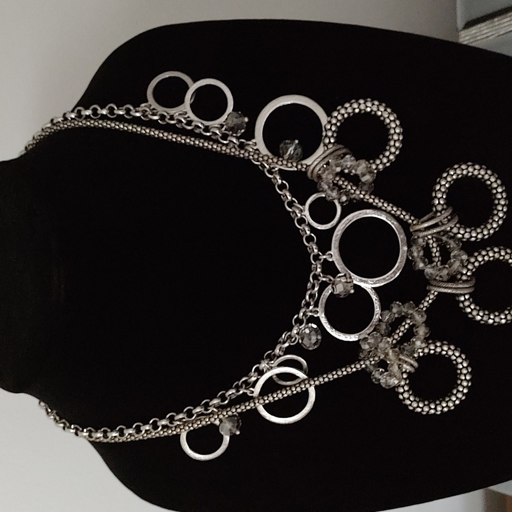 NWOT Ann Taylor Silver Necklace.
